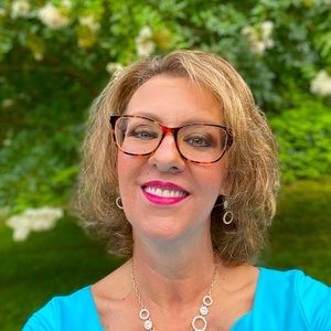 Meet your Posher, Leigh Anne